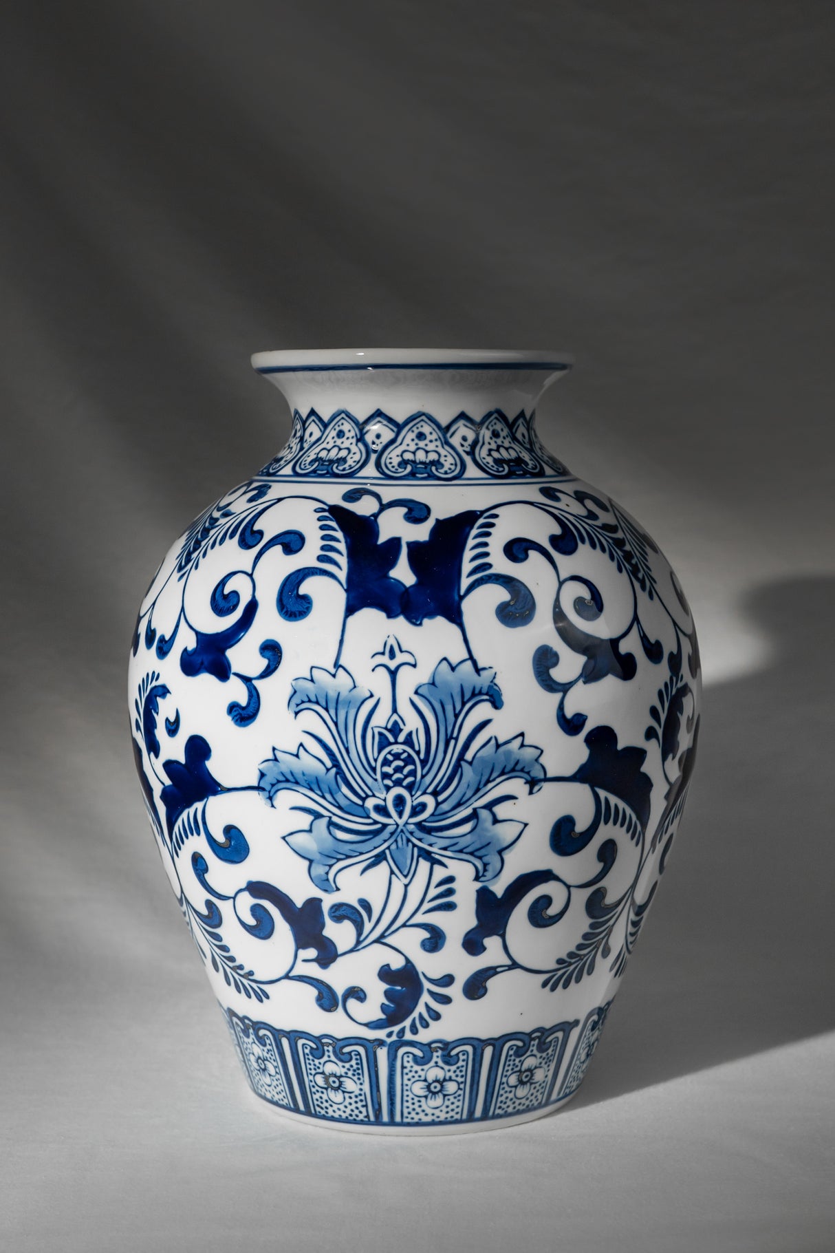 Classic Blue Floral Ceramic Vase – 25 cm