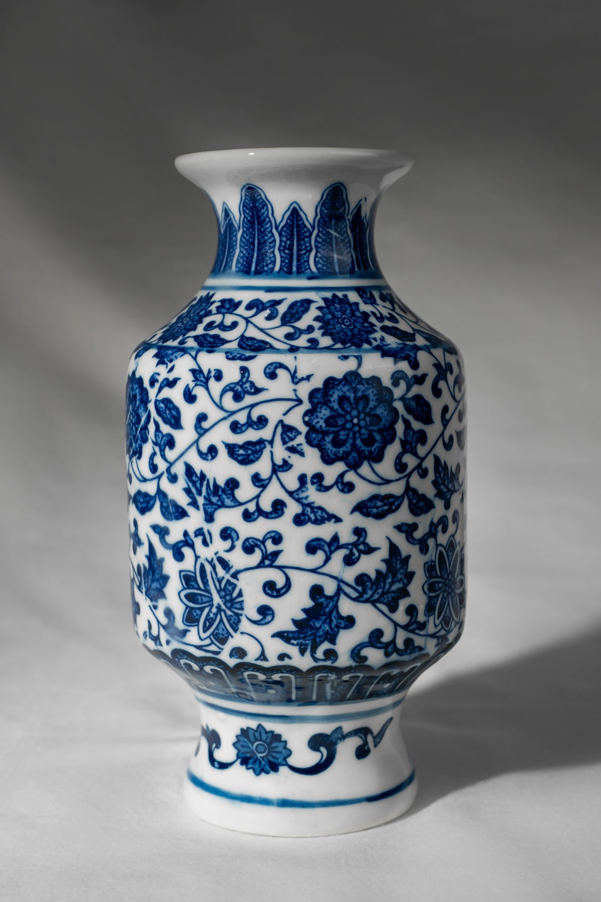 Royal Indigo Square Porcelain Vase – 16 cm