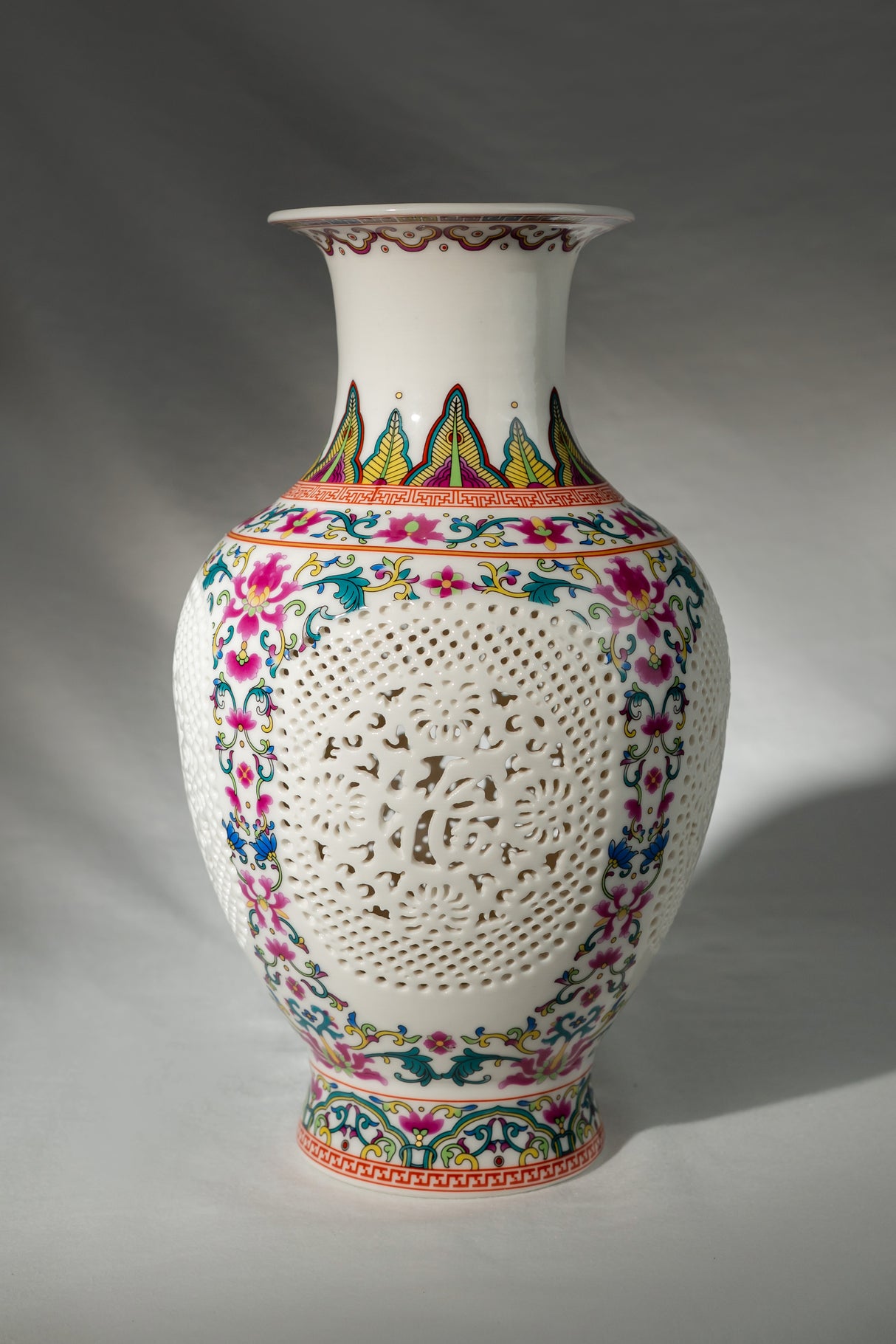 Empress Porcelain Cutwork Vase – 25 cm