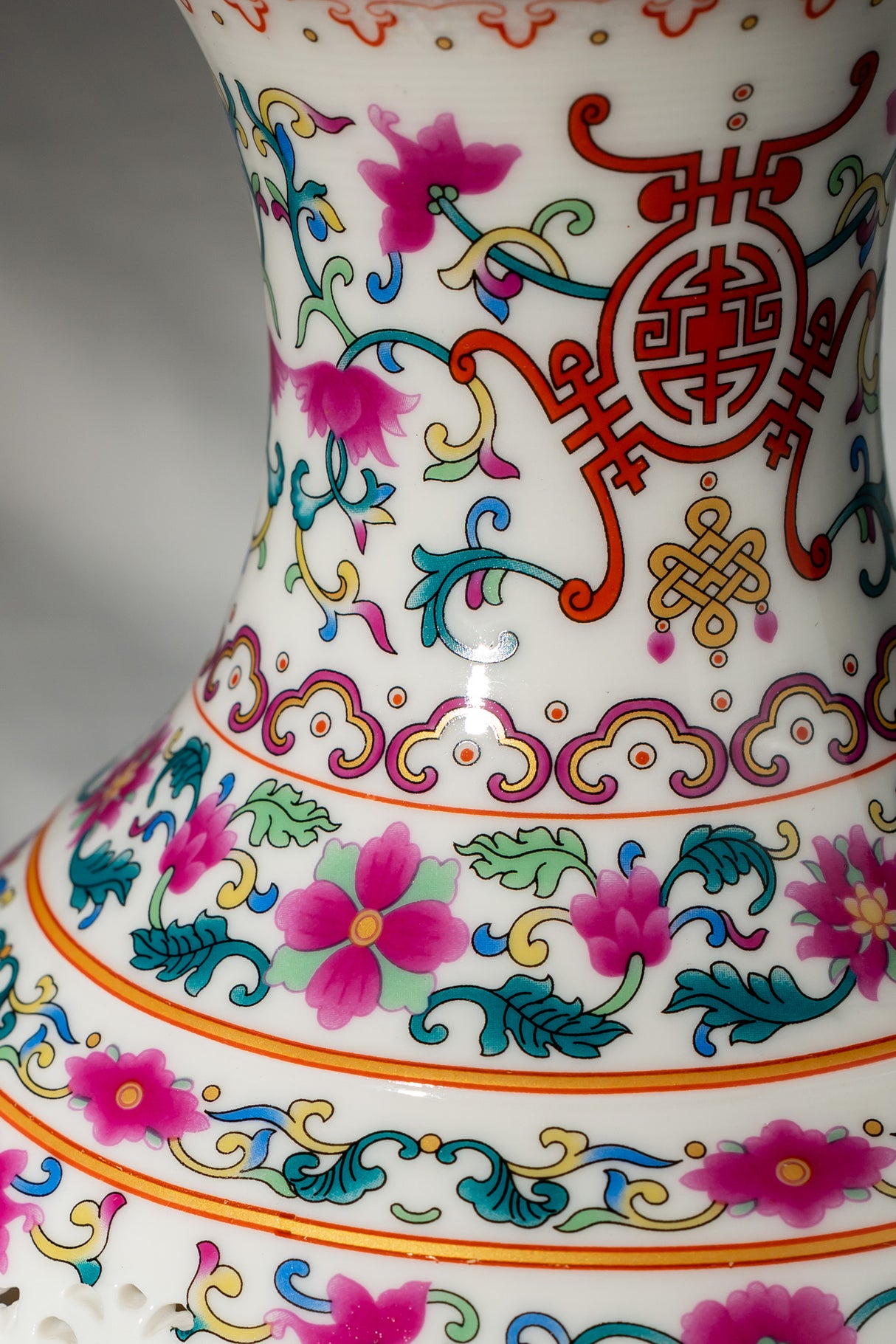 Imperial Blossom Porcelain Vase – 25 cm