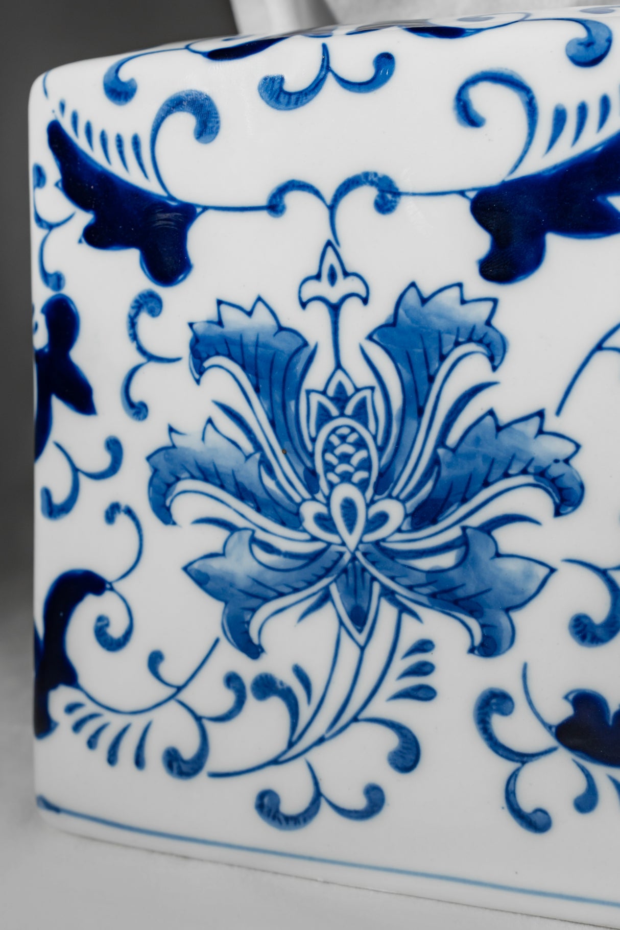 Blue Floral Porcelain Tissue Box – 17 cm