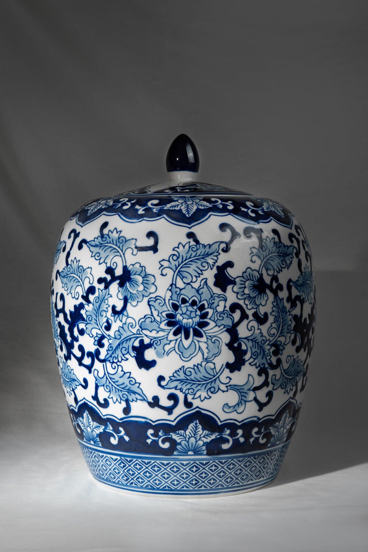 Royal Blossom Lidded Ceramic Jar – 32 cm