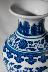 Royal Indigo Mini Porcelain Vase – 16 cm