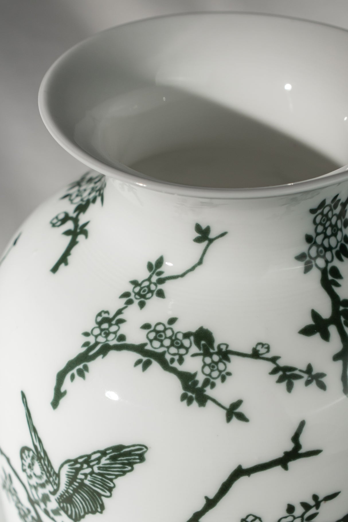 Harmony Bird Ceramic Vase – 23 cm