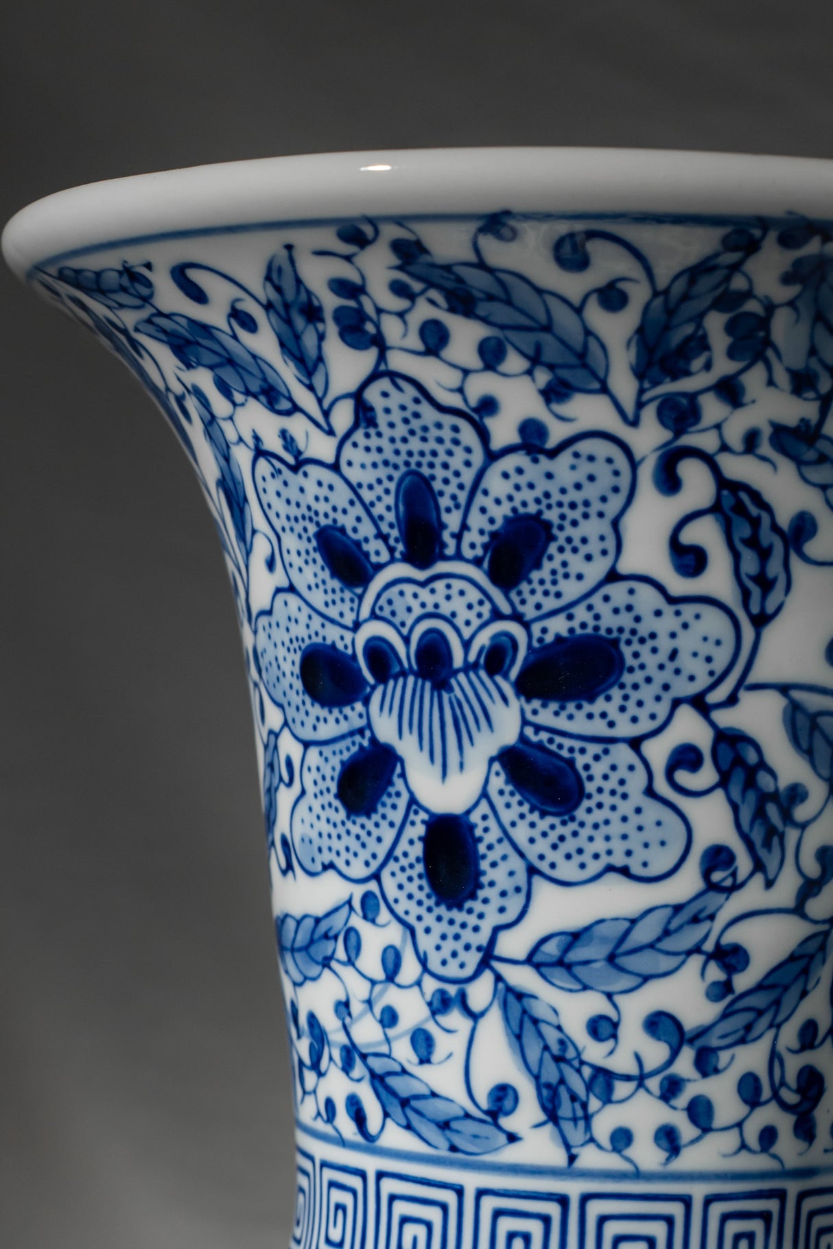 Royal Indigo Flared Porcelain Vase – 33 cm
