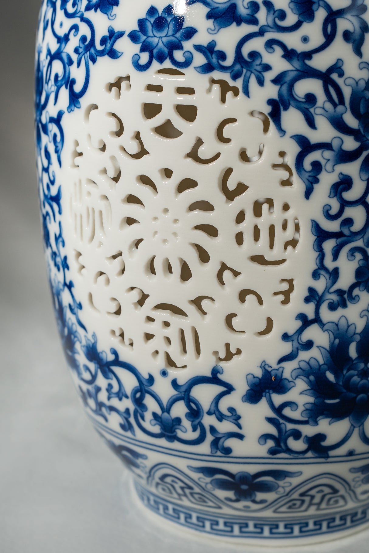 Ornate Porcelain Cutwork Vase – 25 cm