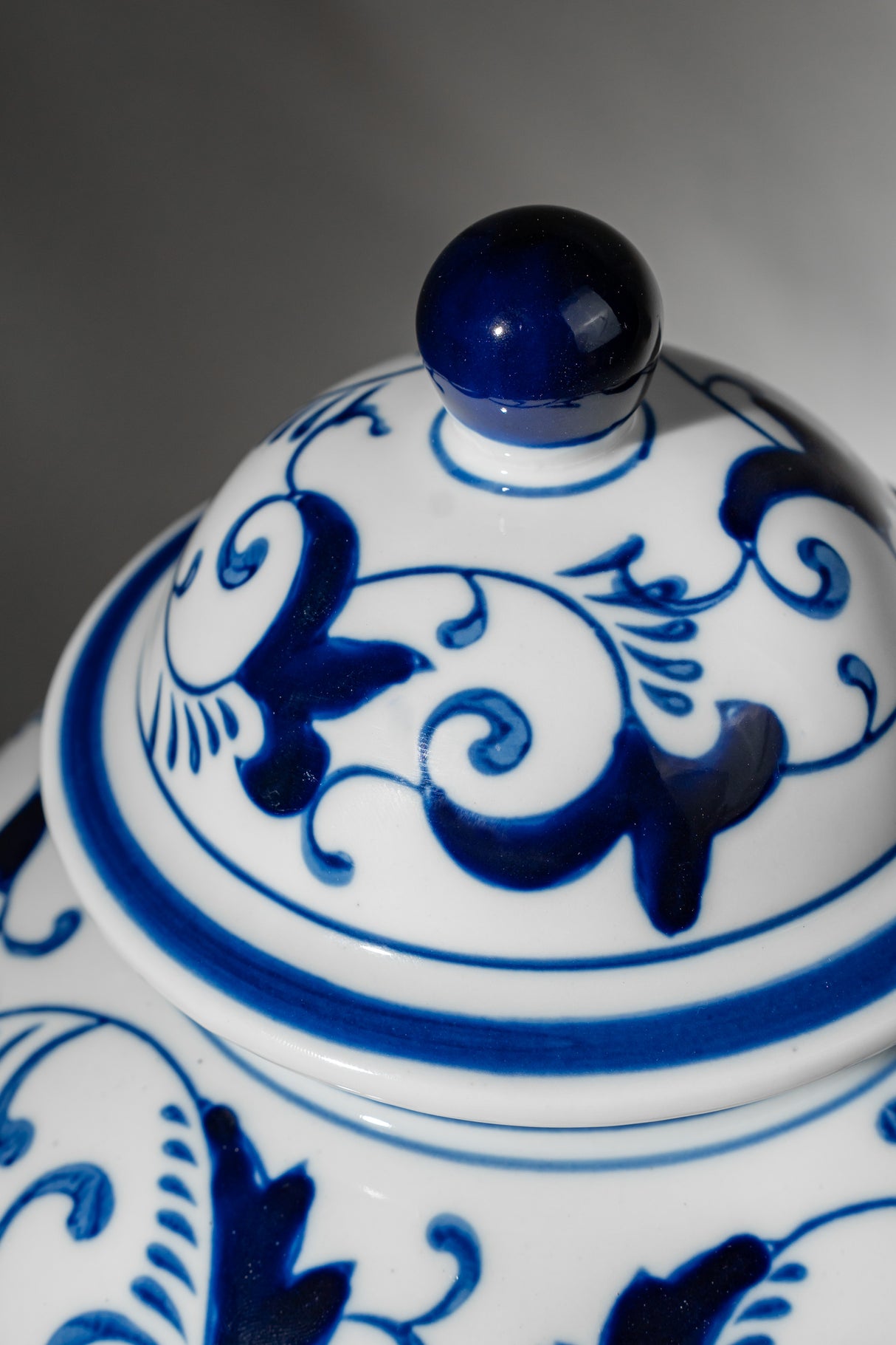 Blue Floral Lidded Jar – 26 cm