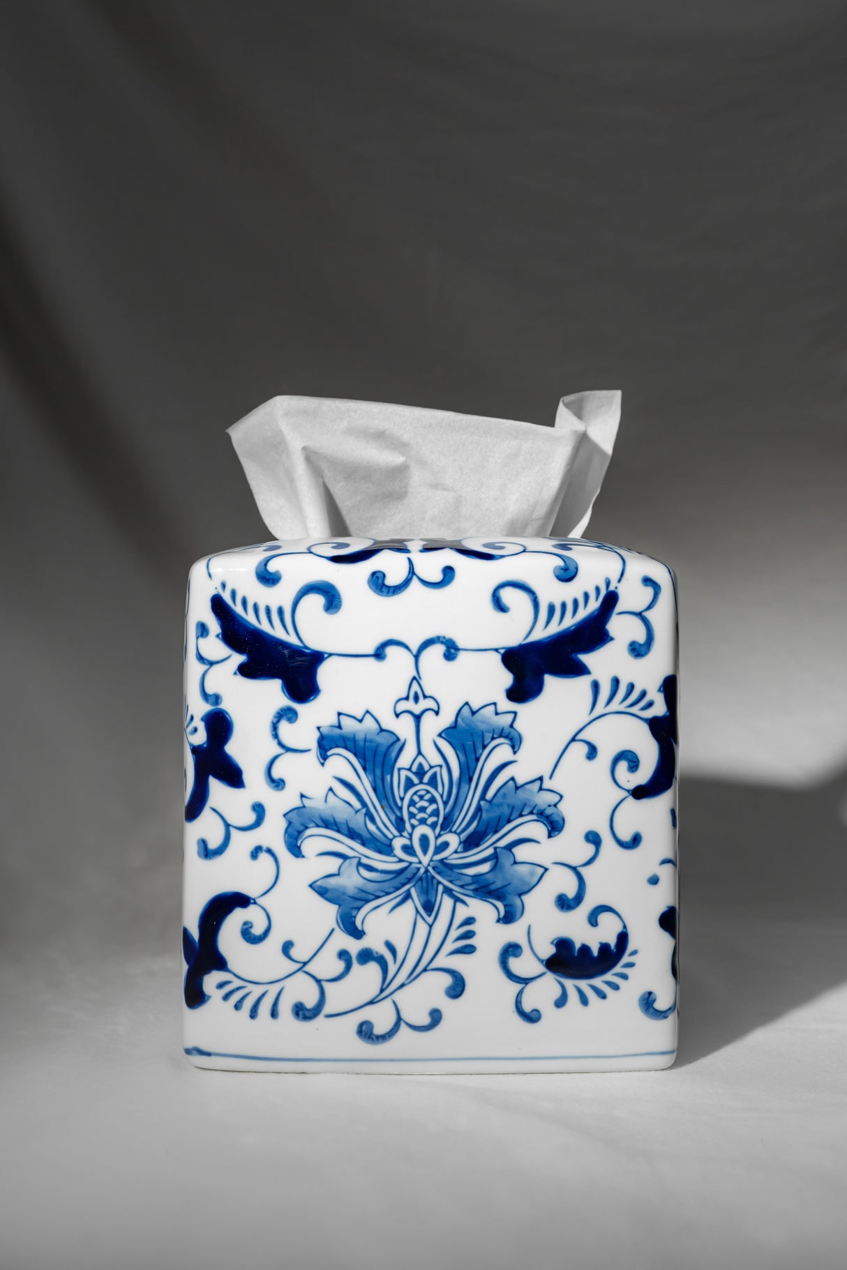 Blue Floral Porcelain Tissue Box – 17 cm