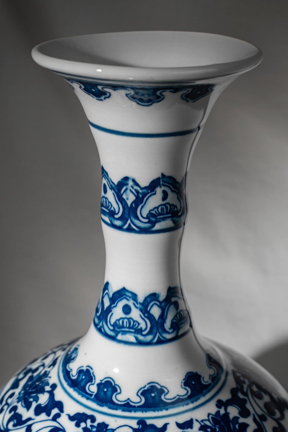 Imperial Bloom Ceramic Vase – 32 cm