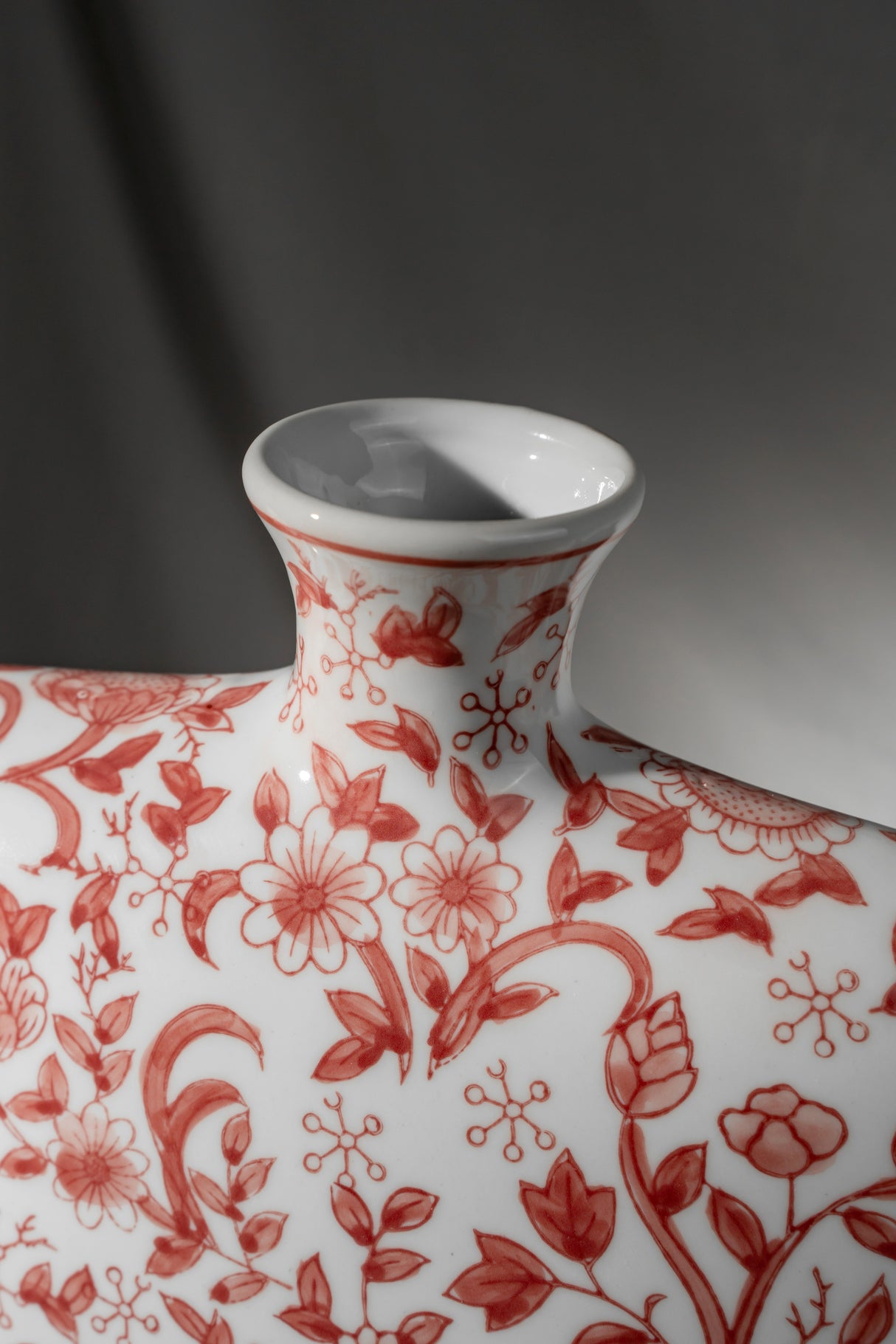 Terracotta Red Floral Ceramic Vase – 37 cm