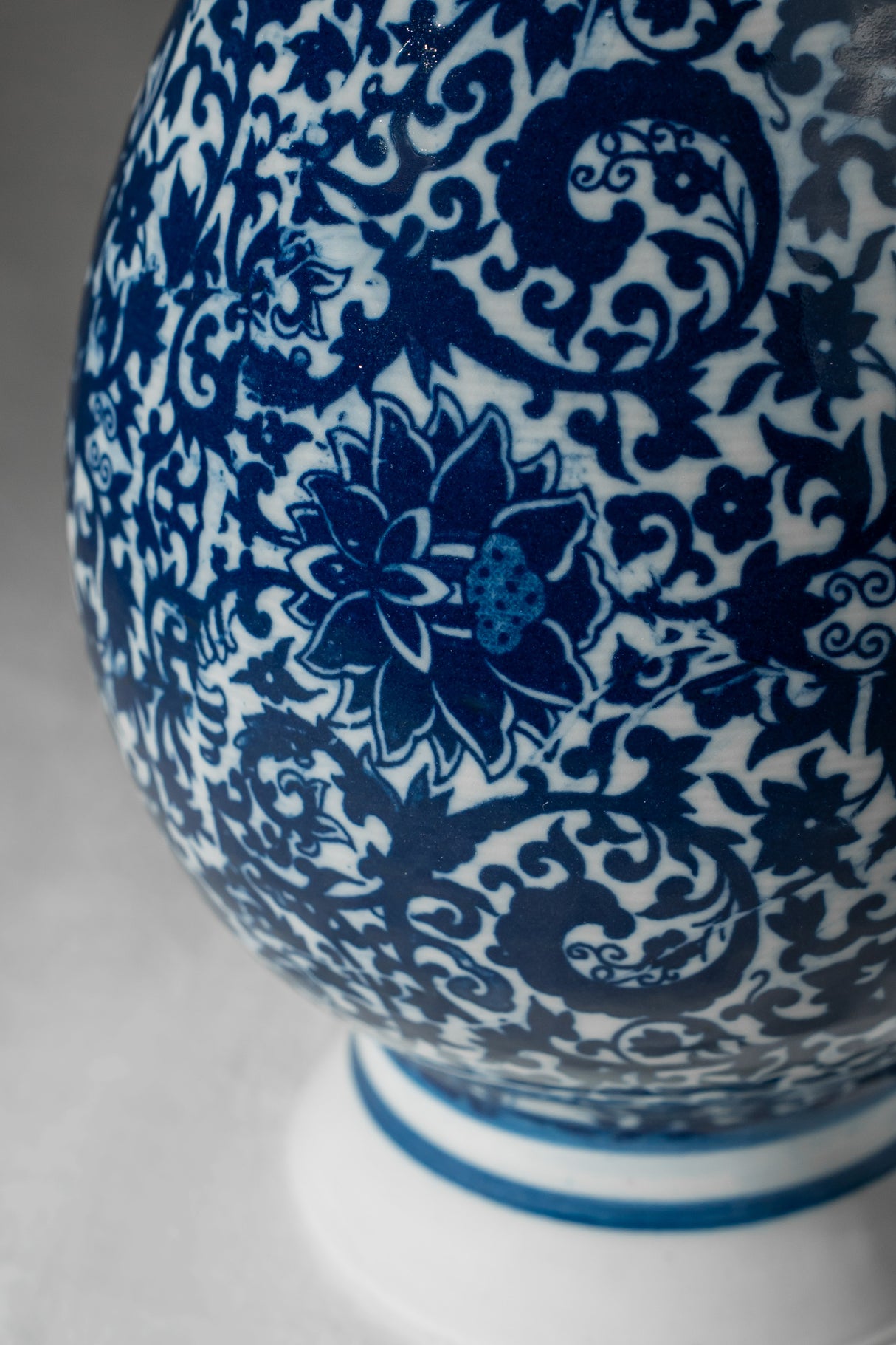 Blue Teardrop Ceramic Vase – 22 cm