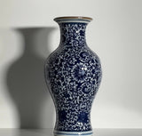 Midnight Curve Ceramic Vase – 22 cm