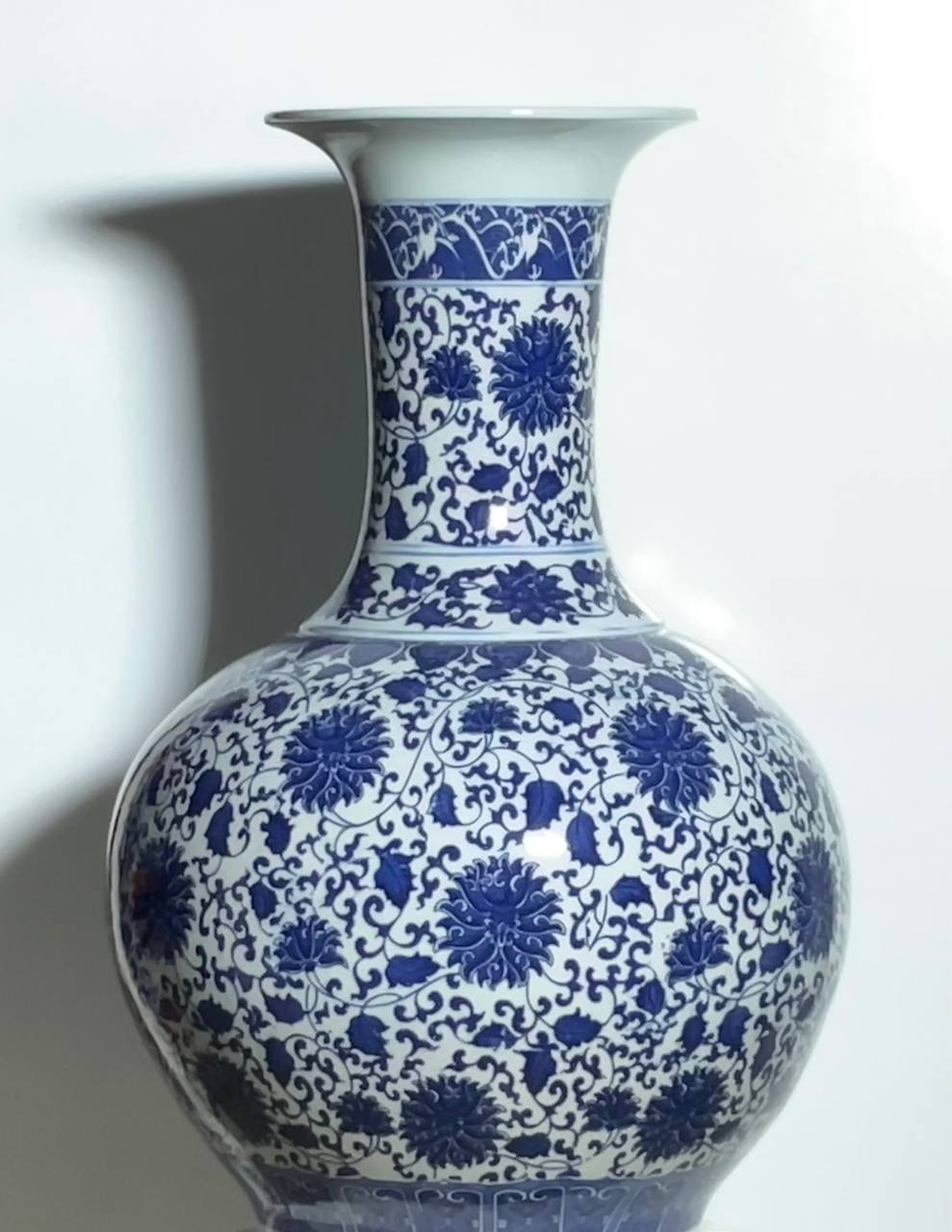 Royal Indigo Grand Round Porcelain Vase – 60 cm